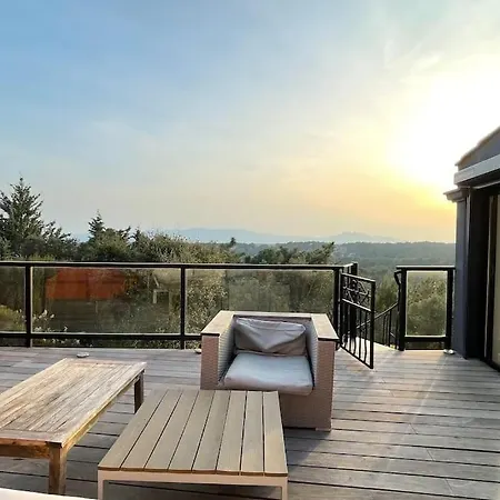 Hotel De Standing Avec Piscine Fréjus
